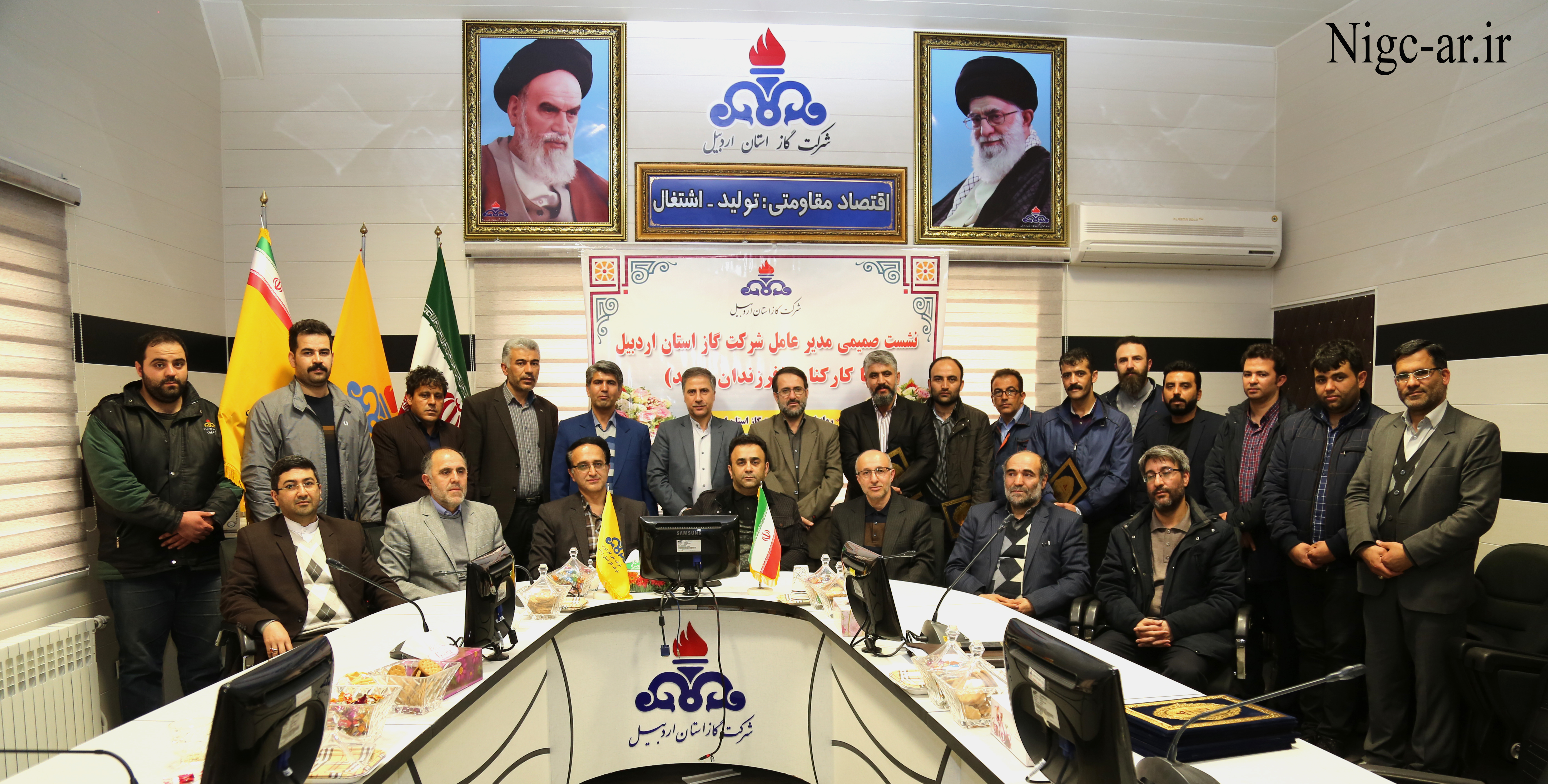 تجلیل از کارکنان (فرزندان شهدا) منتسب به شرکت گاز استان اردبیل  