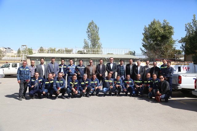 تجلیل از امدادگران شرکت گاز استان اردبیل در روز امداد گاز