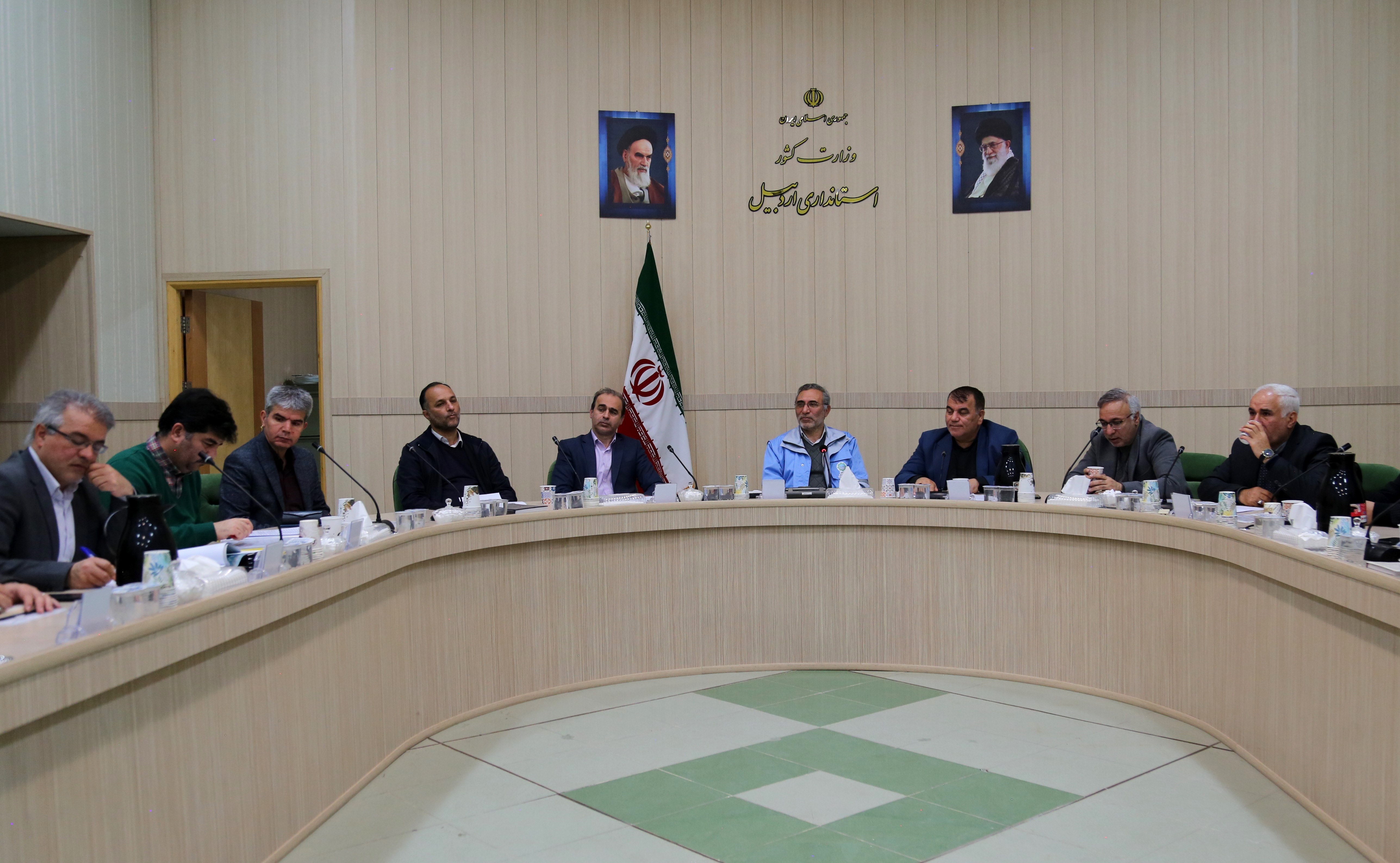 معاون هماهنگی امورعمرانی استانداری اردبیل گفت: تامین گاز مردم در شرایط ناترازی گاز طبیعی خط قرمز نظام حاکمیتی است.