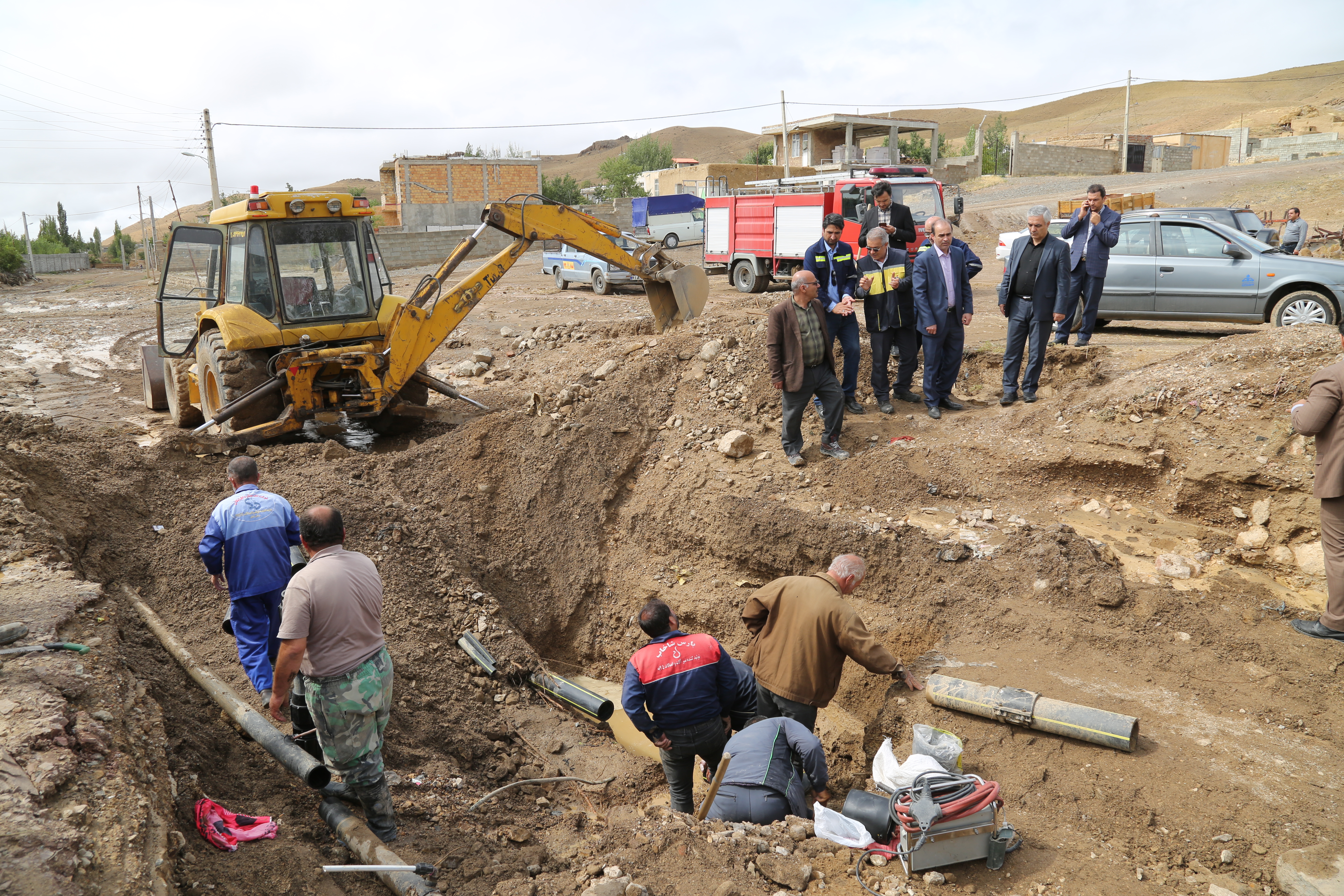 قطع گاز قریب به 500 خانوار بر اثر وقوع سیلاب در شهر عنبران