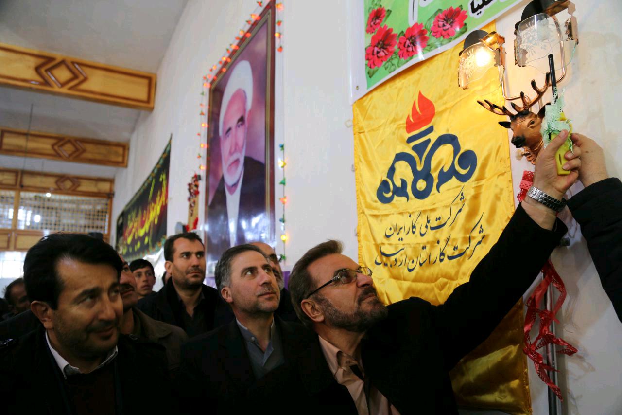 همزمان با سی و هشتمین بهار انقلاب اسلامی 24 روستای مشگین شهر از نعمت گاز طبیعی بهره مند شدند .