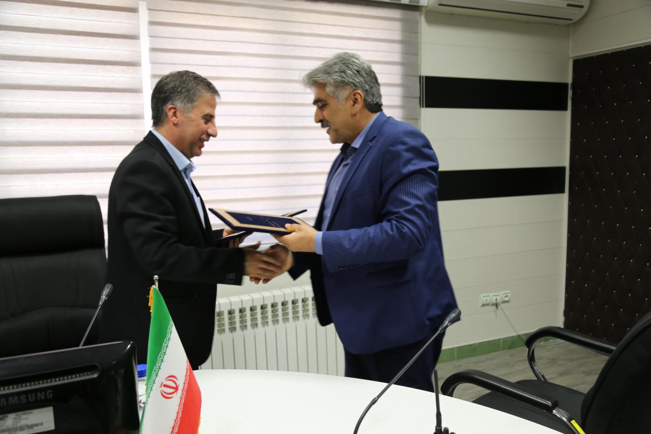 عقد تفاهم نامه همکاری ما بین شرکت گاز استان اردبیل و سازمان آتش نشانی اردبیل 